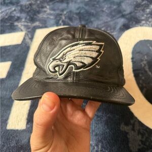 Vintage 90s Philadelphia Eagles Black Leather Snapback Hat
